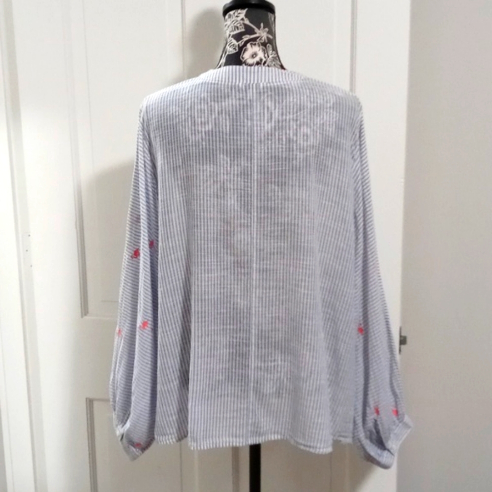 🦩Crown & Ivy🦩 - Blue/White Stripe Embroidered Flamingo Kimono Style Top - Picture 3 of 14